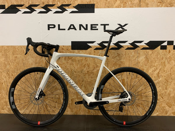 Planet X Pro Carbon SRAM Rival AXS Road Bike / Large / White