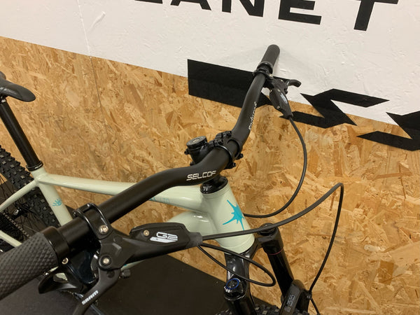 On-One Scandal SRAM GX Mountain Bike / Large / Mineral Green